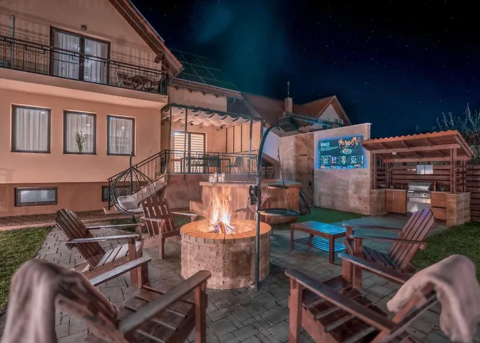 Roots Villa Redwood Brașov